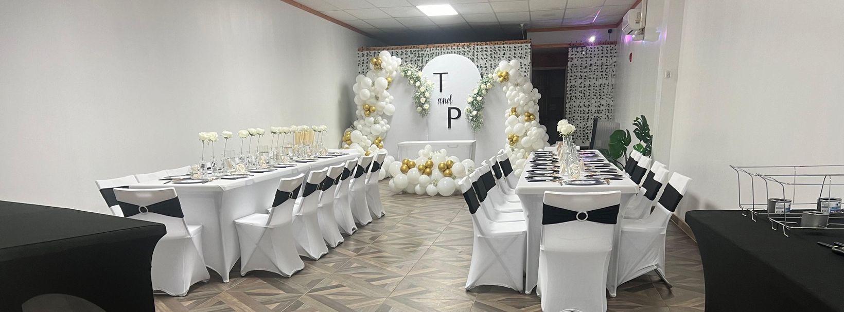 Salón montado para una boda